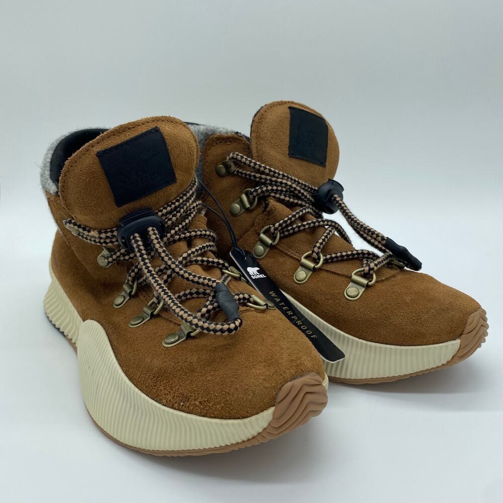 NWT Sorel Brown Waterproof Out N About III Conquest Winter Ankle Boot Women's 5